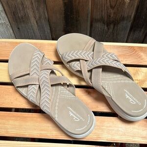 Clarks Cloudstepper, Sandals, SZ 8